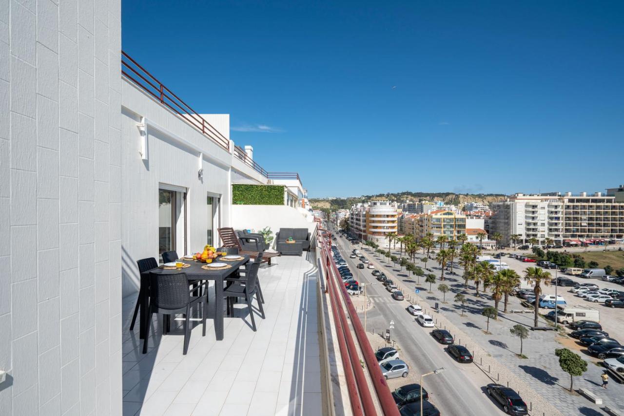 Costa Beach Apartment By The Portuguese Butler 卡帕里卡海岸 外观 照片